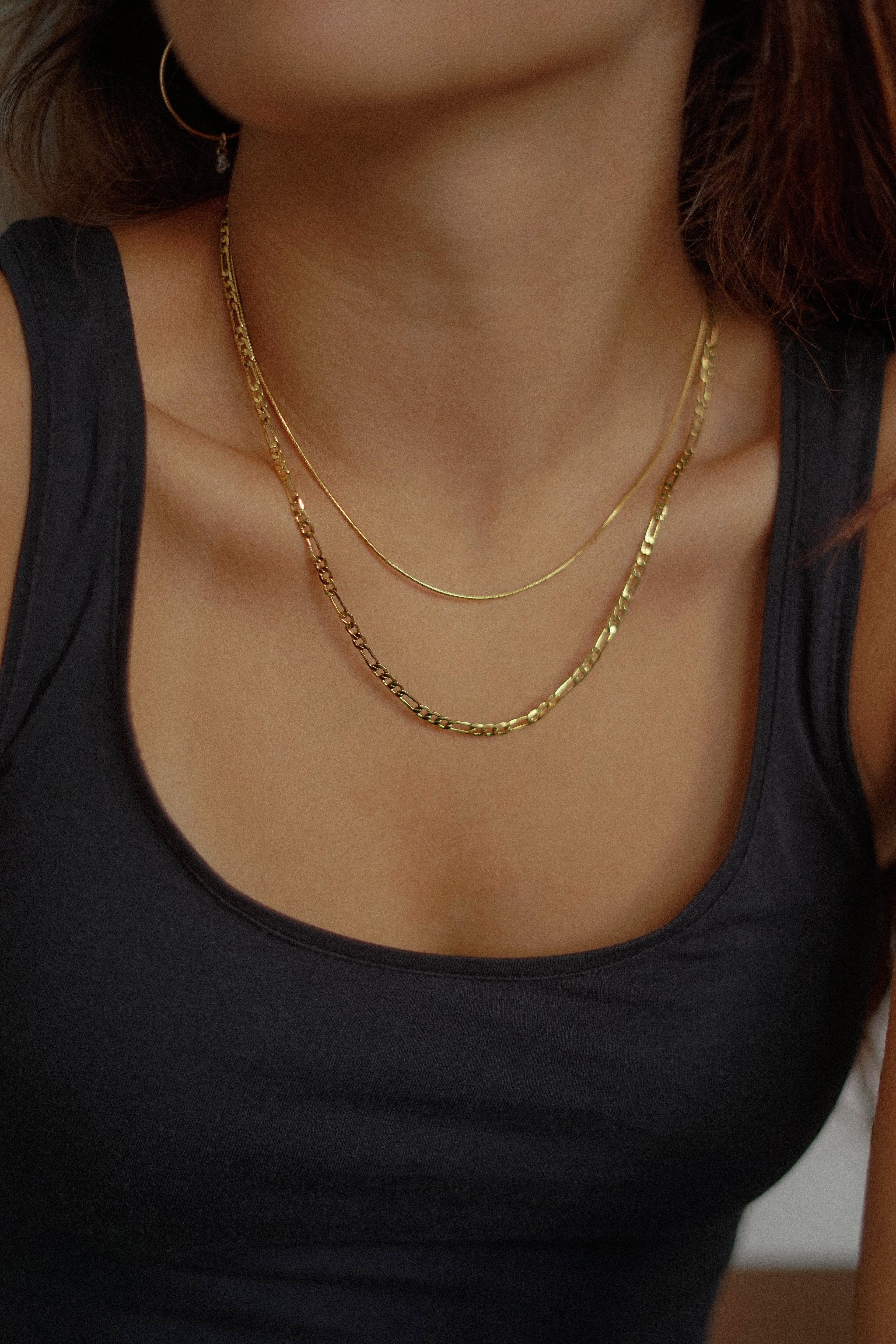 GOLD NECKLACES