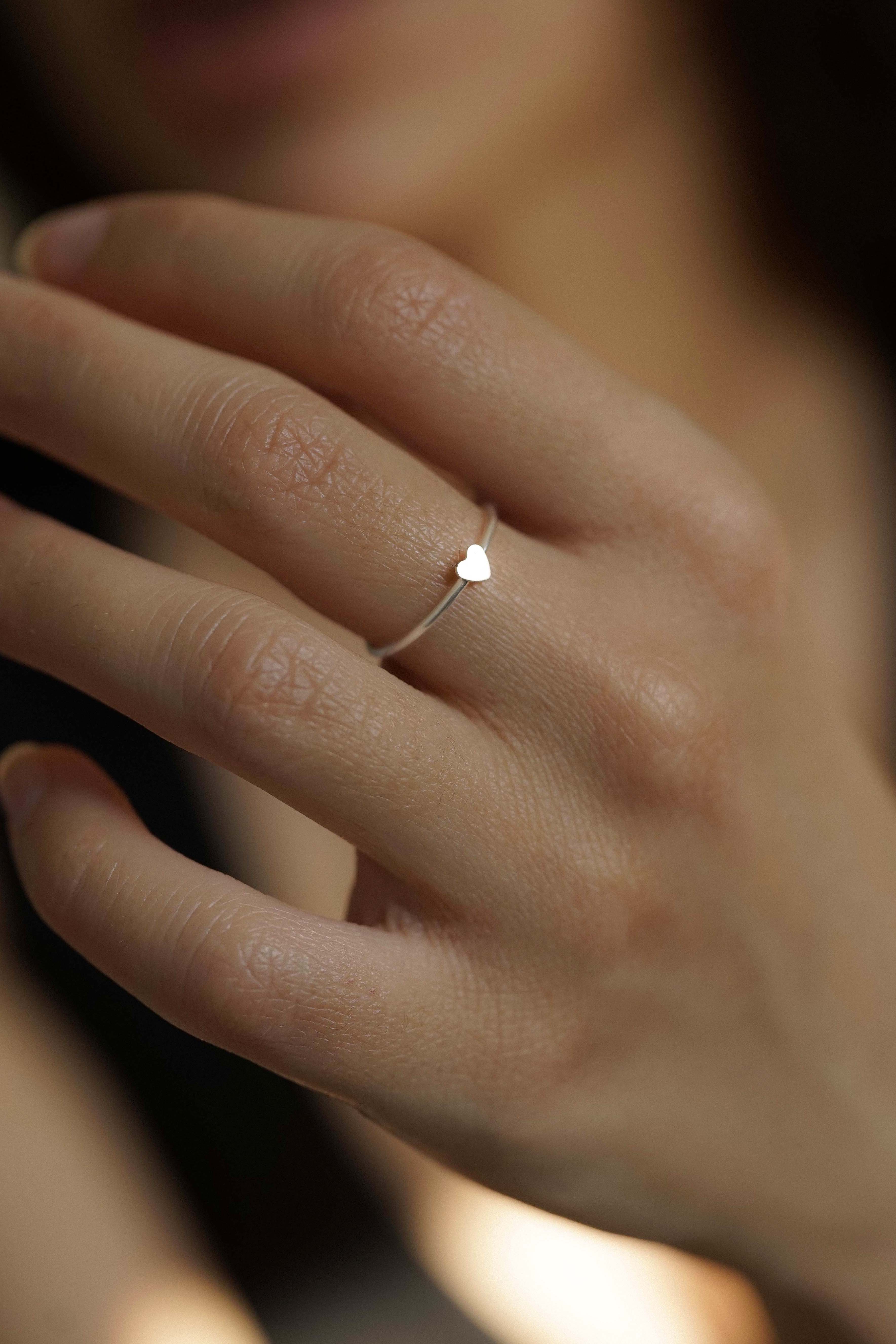 Dainty Heart Ring