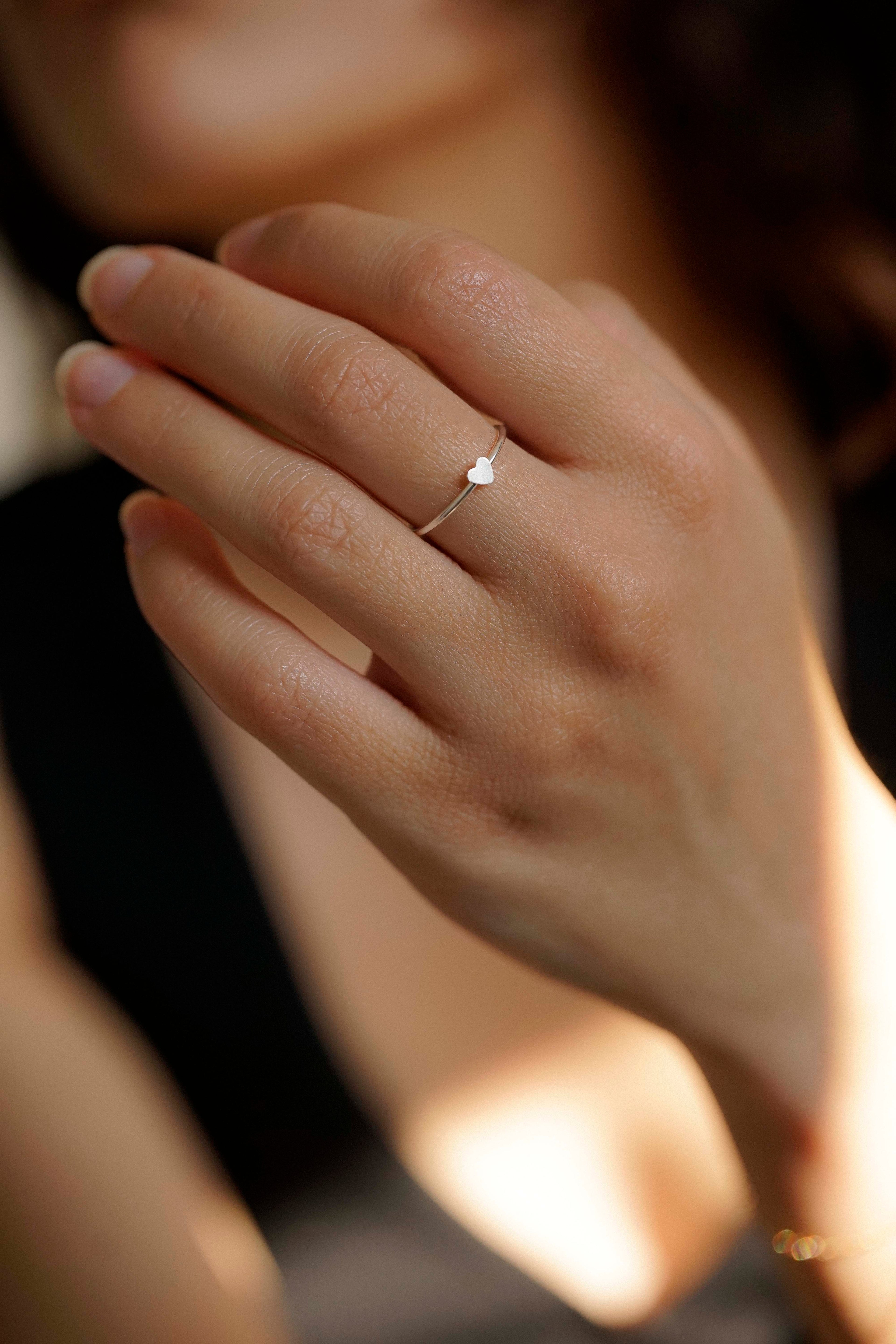 Dainty Heart Ring