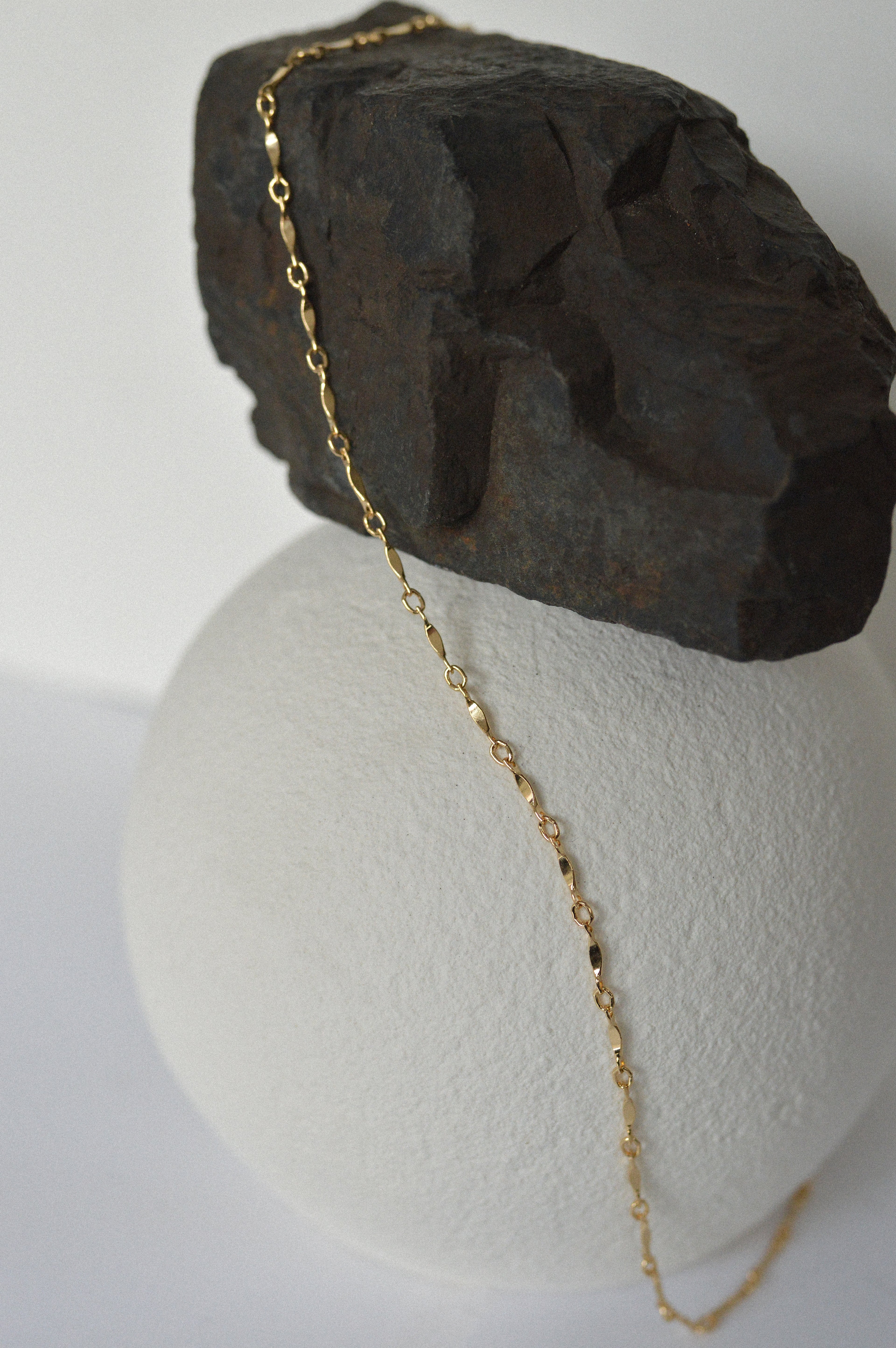 Dapped Bar Necklace