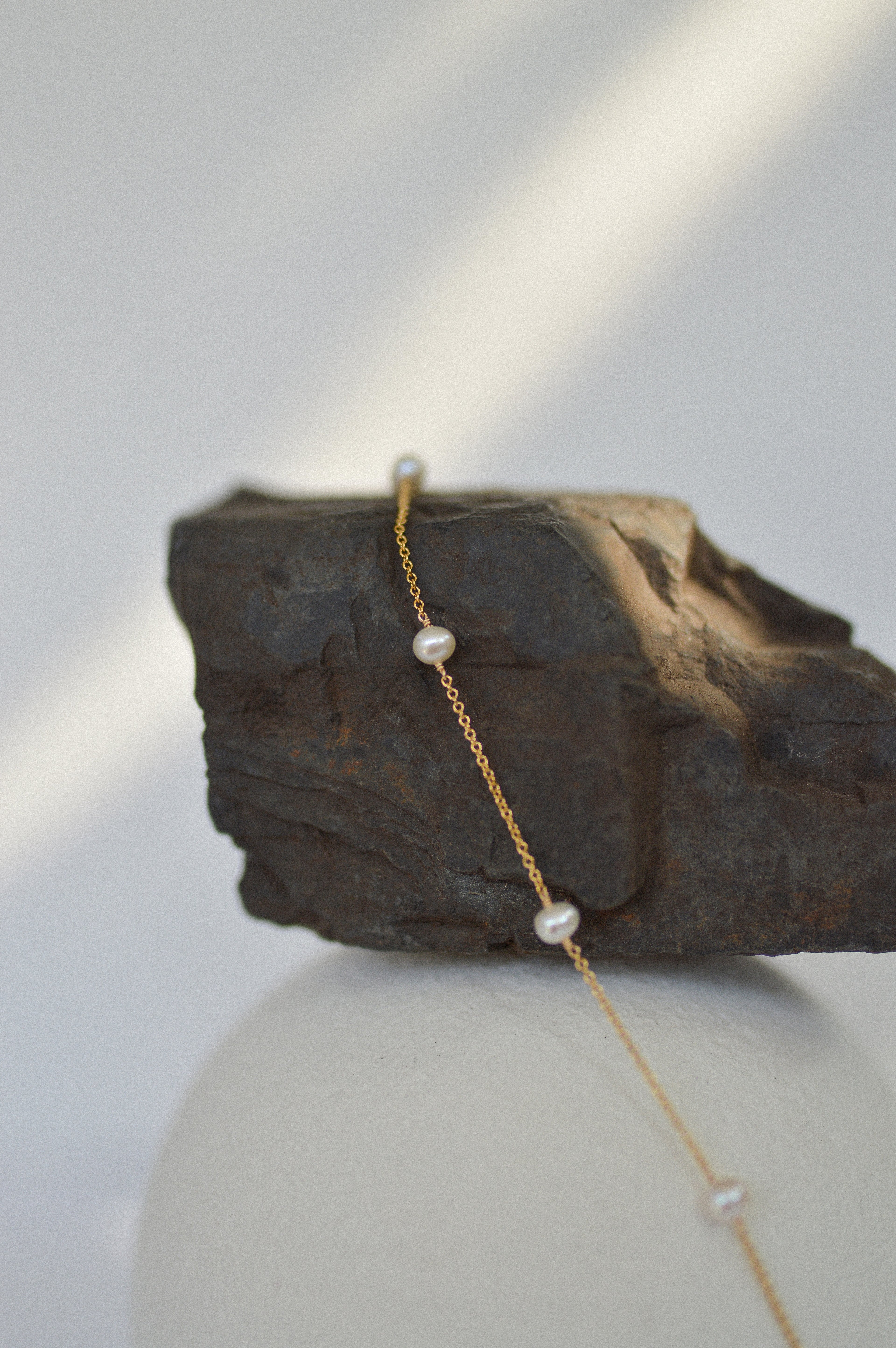Floating Pearl Bracelet