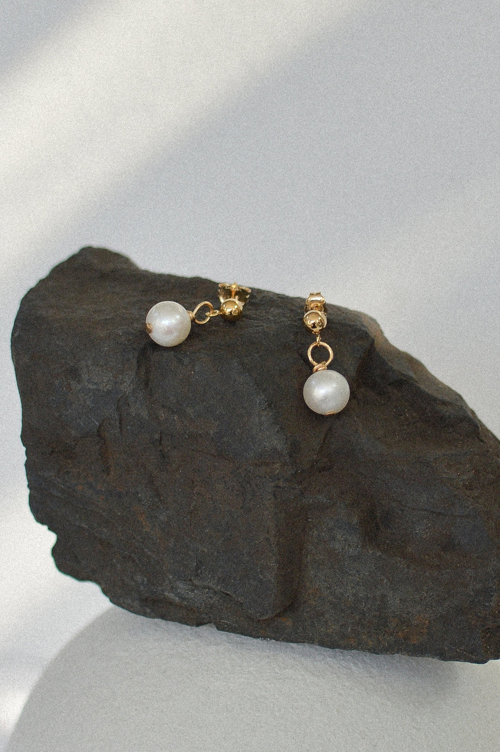 Freshwater Pearl Stud Earrings