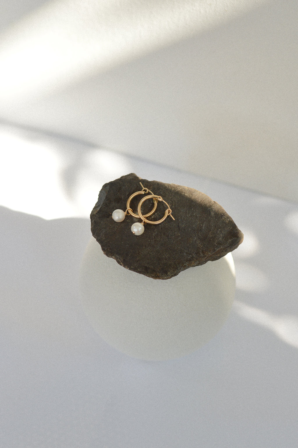 19mm Hoop Earrings With Freshwater Pearl