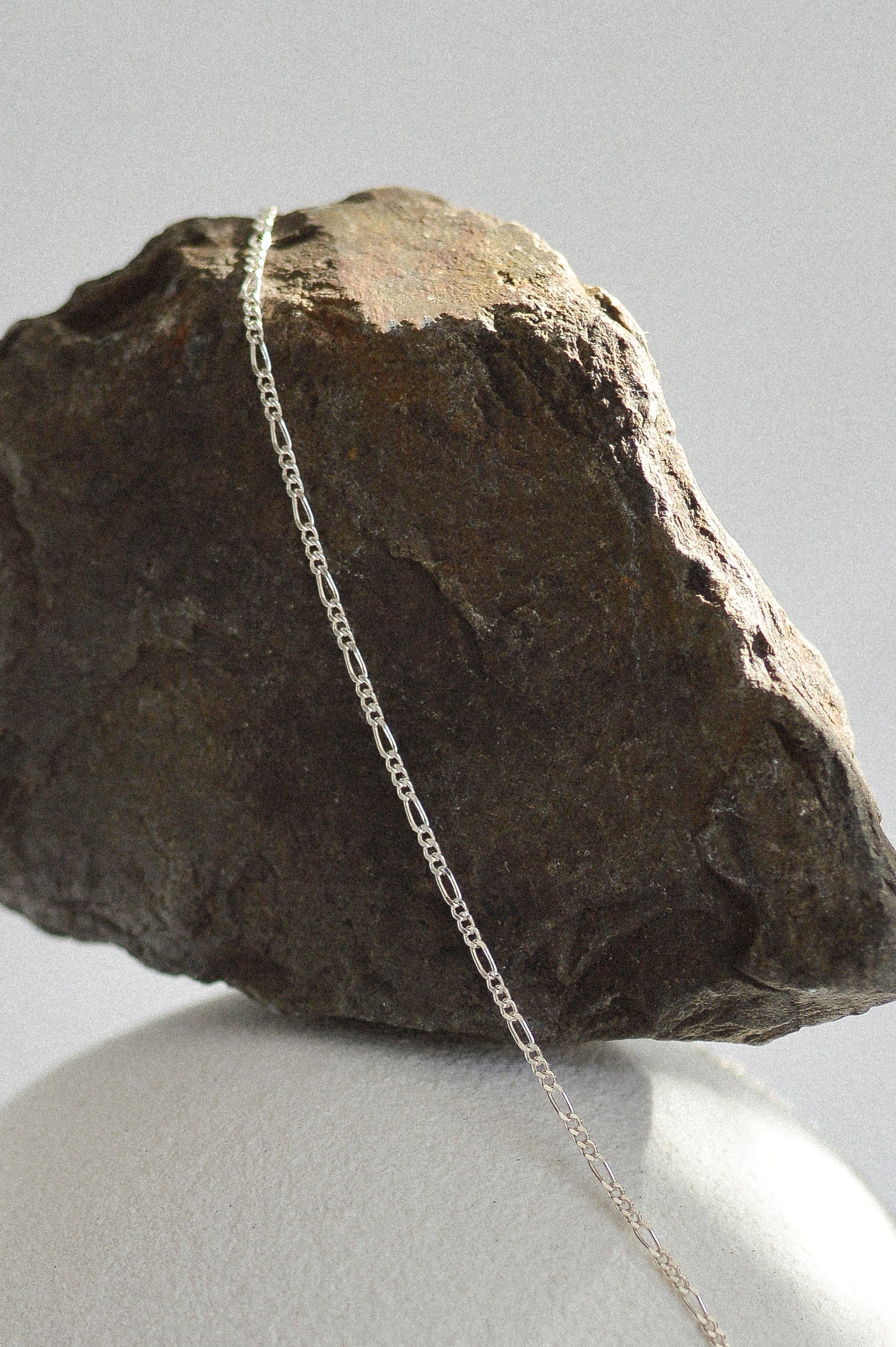 Thin Dainty Figaro Necklace