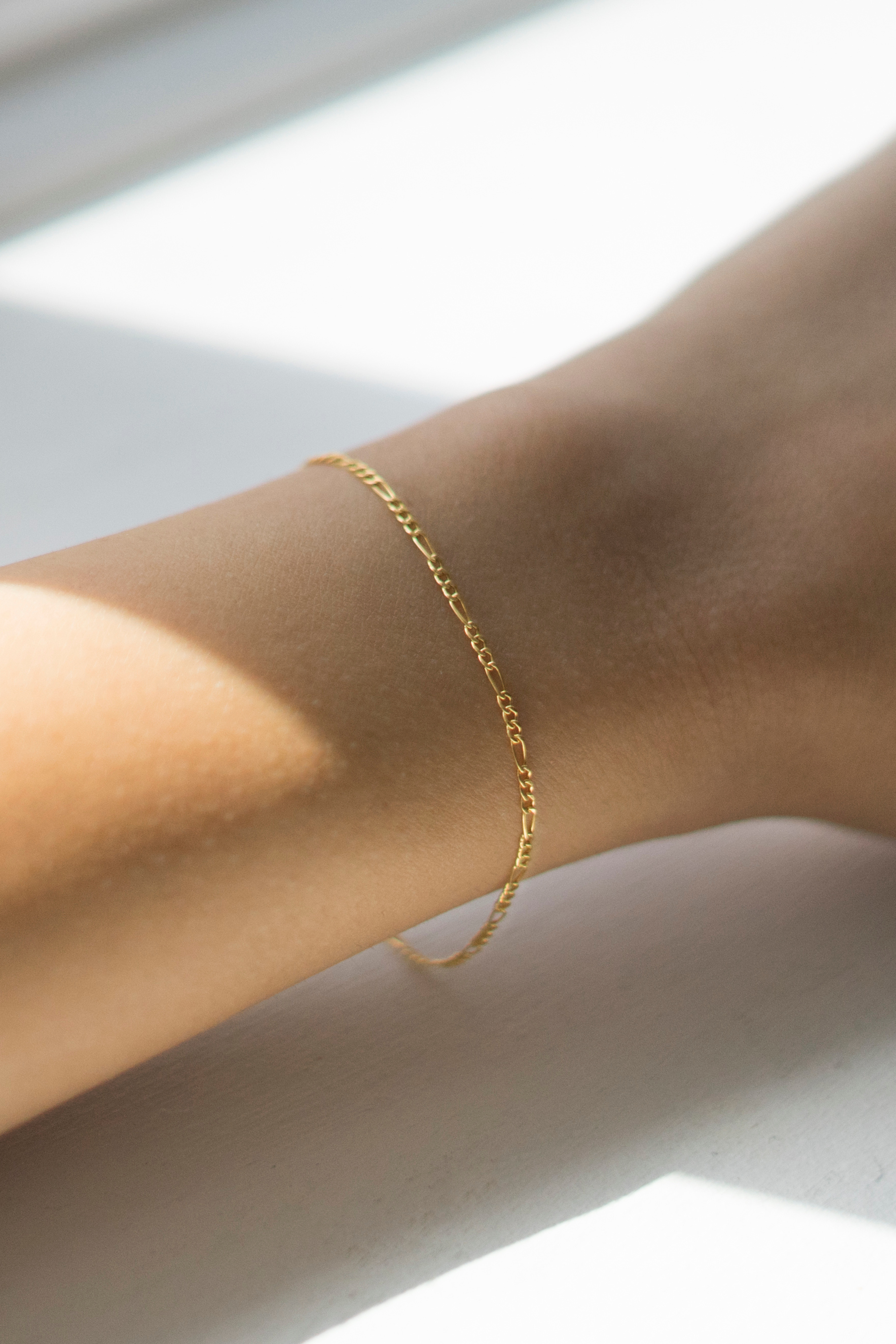 Dainty Figaro Chain Bracelet