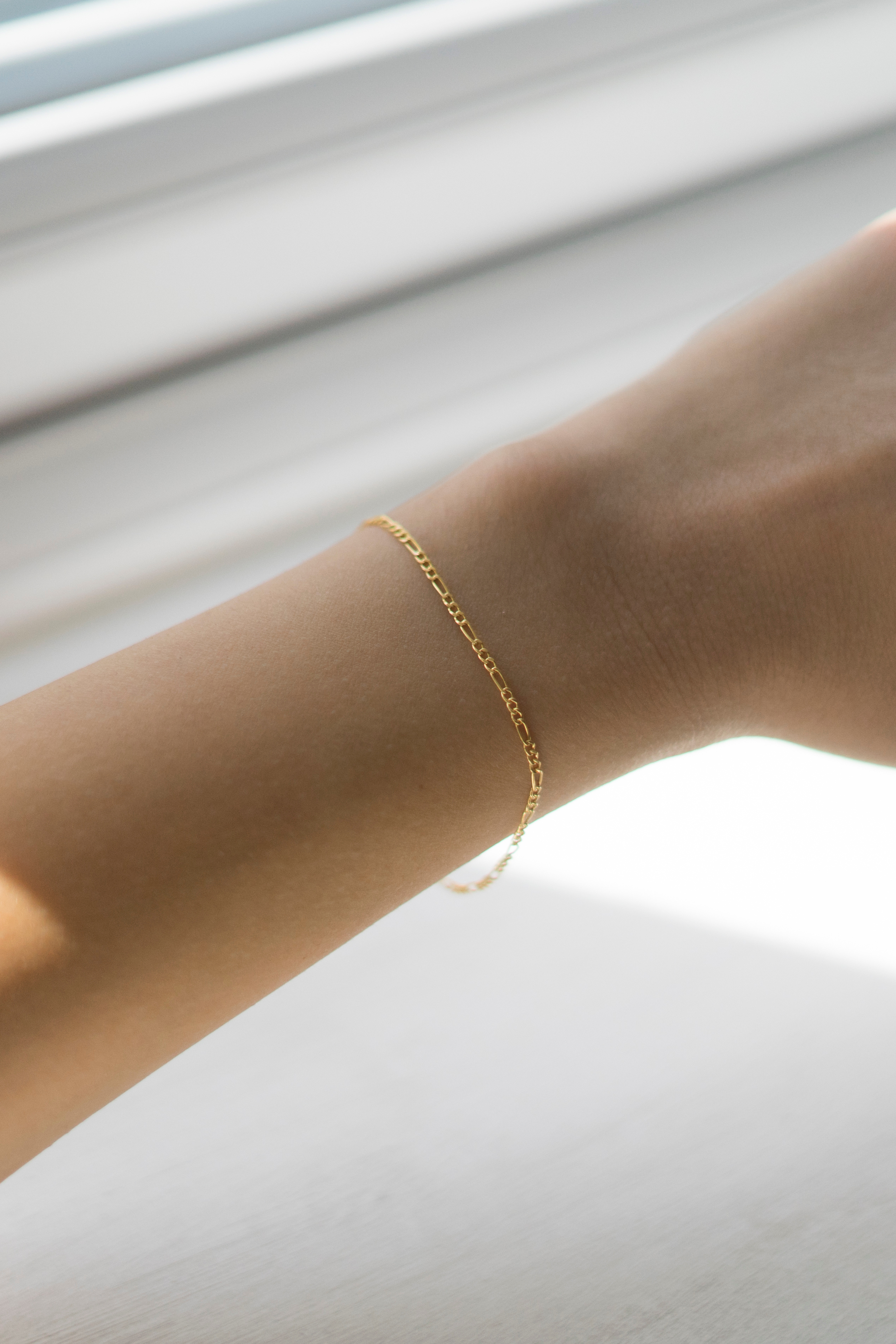 Dainty Figaro Chain Bracelet